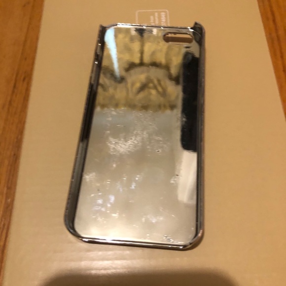 iPhone 5 case - Picture 2 of 2